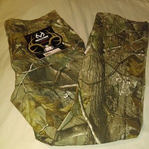 Realtree AP Camp 5 pocket Ladies Stretchy Jeans
